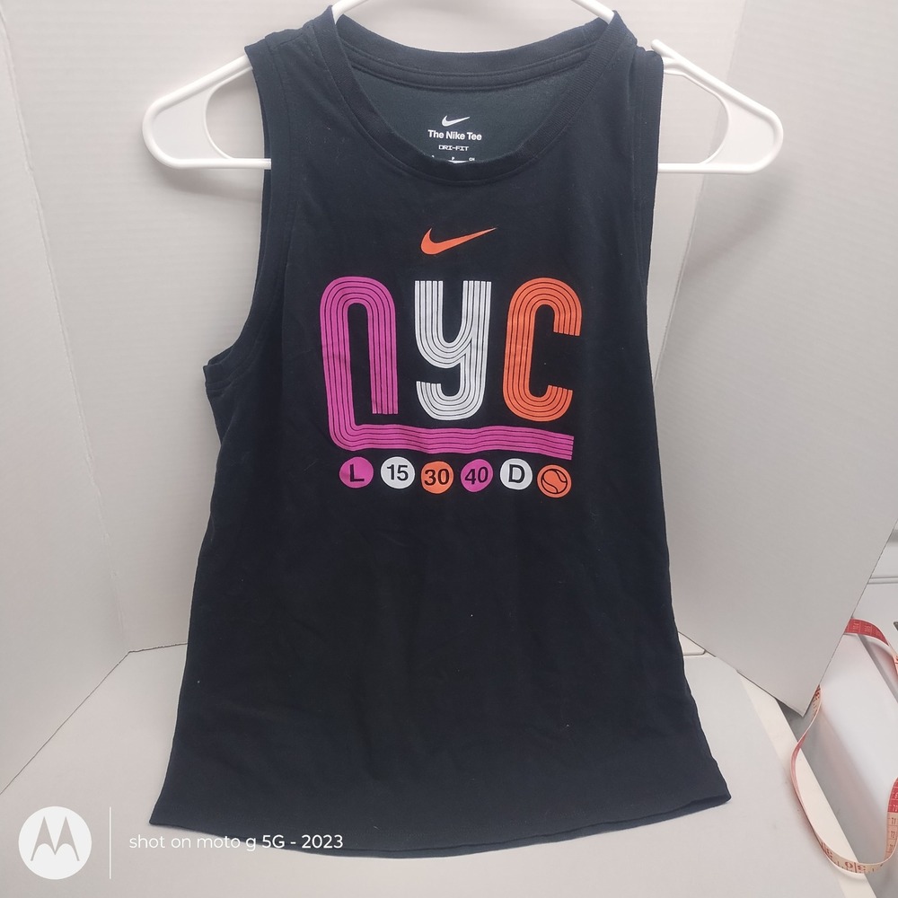 Nike Dri-FIT NYC Tennis Graphic Tank Top Black Womens Small Sleeveless Shirt